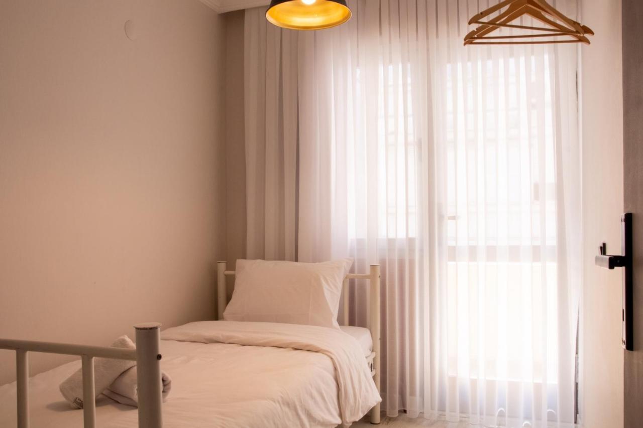 Апартаменты Gorgeous Flat With Balcony In Izmir Konak Экстерьер фото